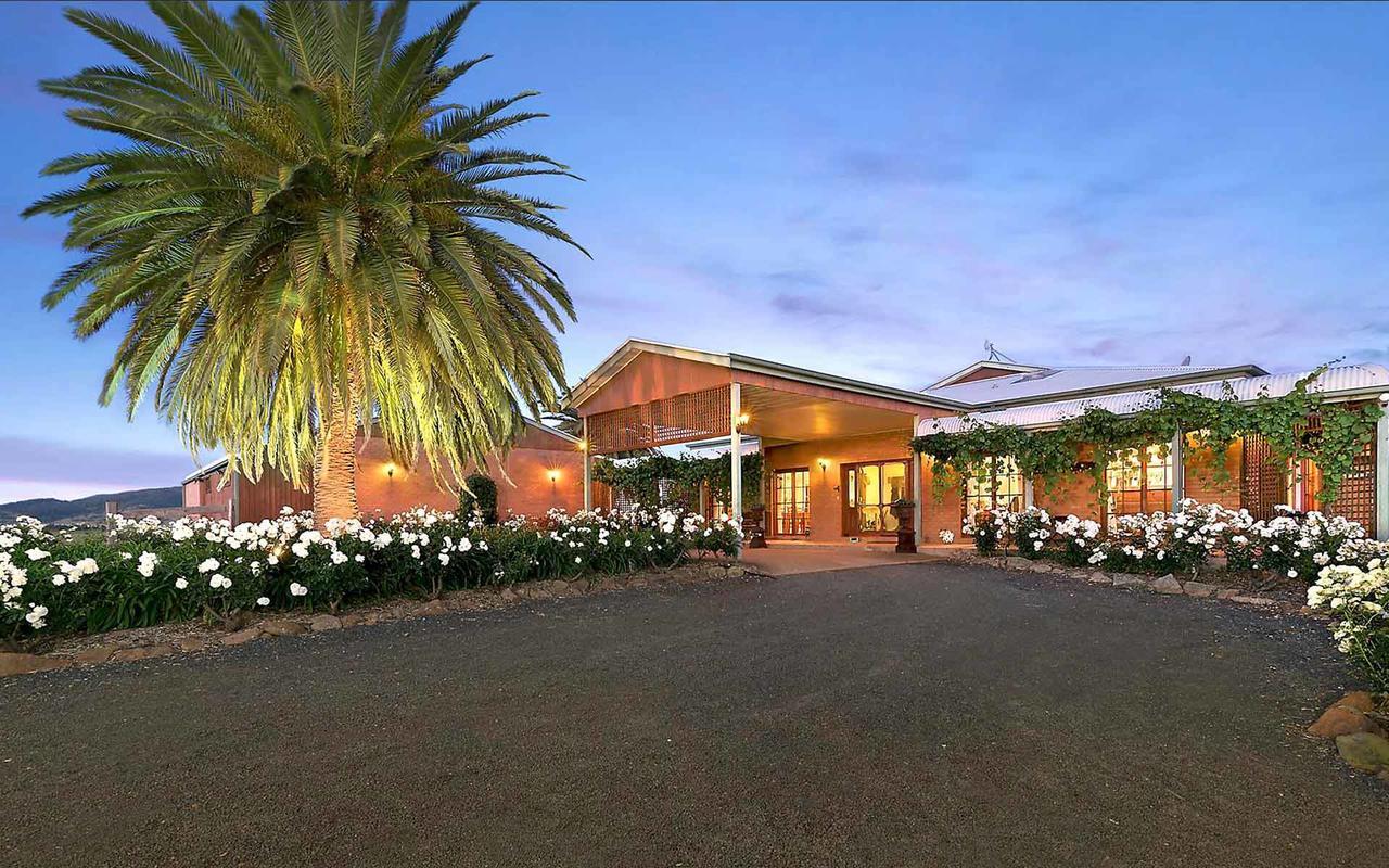 Strathearn Park Lodge Scone Exterior foto